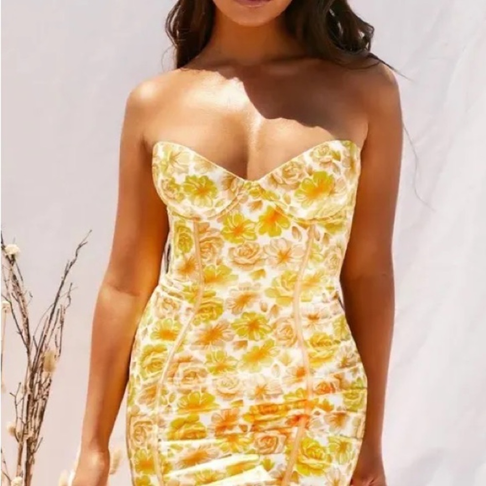 Oh Polly Strapless Floral Satin Mini Dress in Lemon - NWT, US Size 6, UK 10